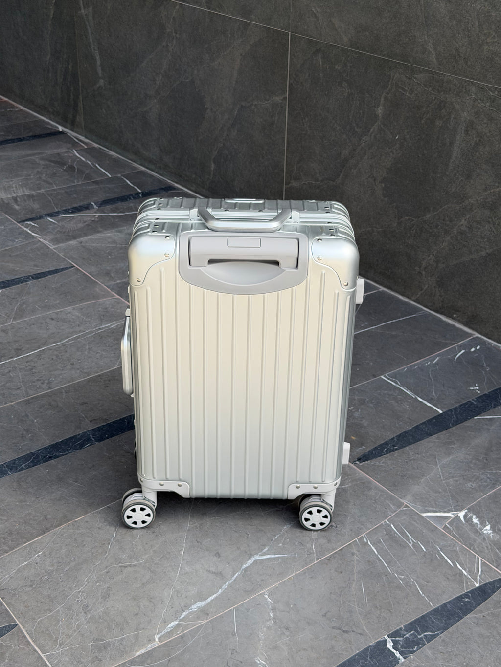 Riviera Aluminium Carry-On Suitcase 20”